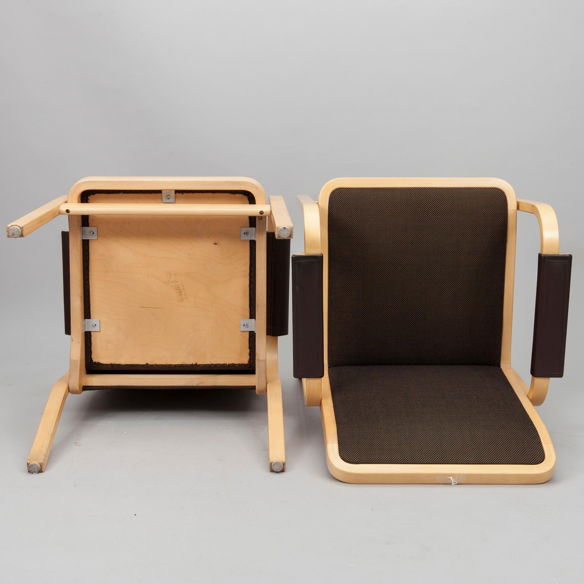 KARMSTOLAR, 4 st, E45, Alvar Aalto, Artek 1900-talets slut.