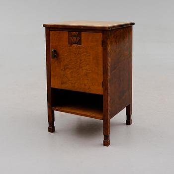 SÄNGBORD, 1900-talets första hälft.