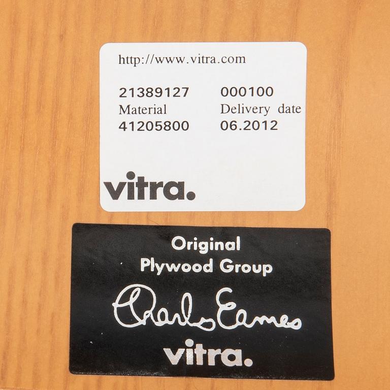Charles and Ray Eames, stol, "LCM", Plywood Group, Vitra, 2012.