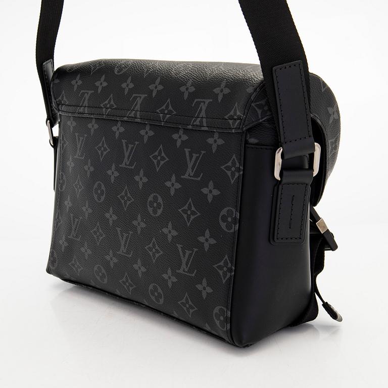 Louis Vuitton, väska, "Messenger Voyager PM".