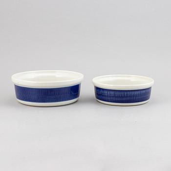 A Hertha Bengtsson 'Koka Blå' dinner service, 84 pcs, Rörstrand, designed 1956.