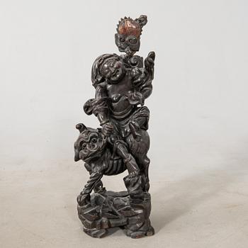 Sculpture China 20th century carved wood.