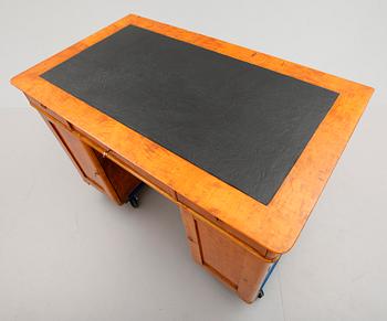 HURTSSKRIVBORD, 1800-talets mitt.