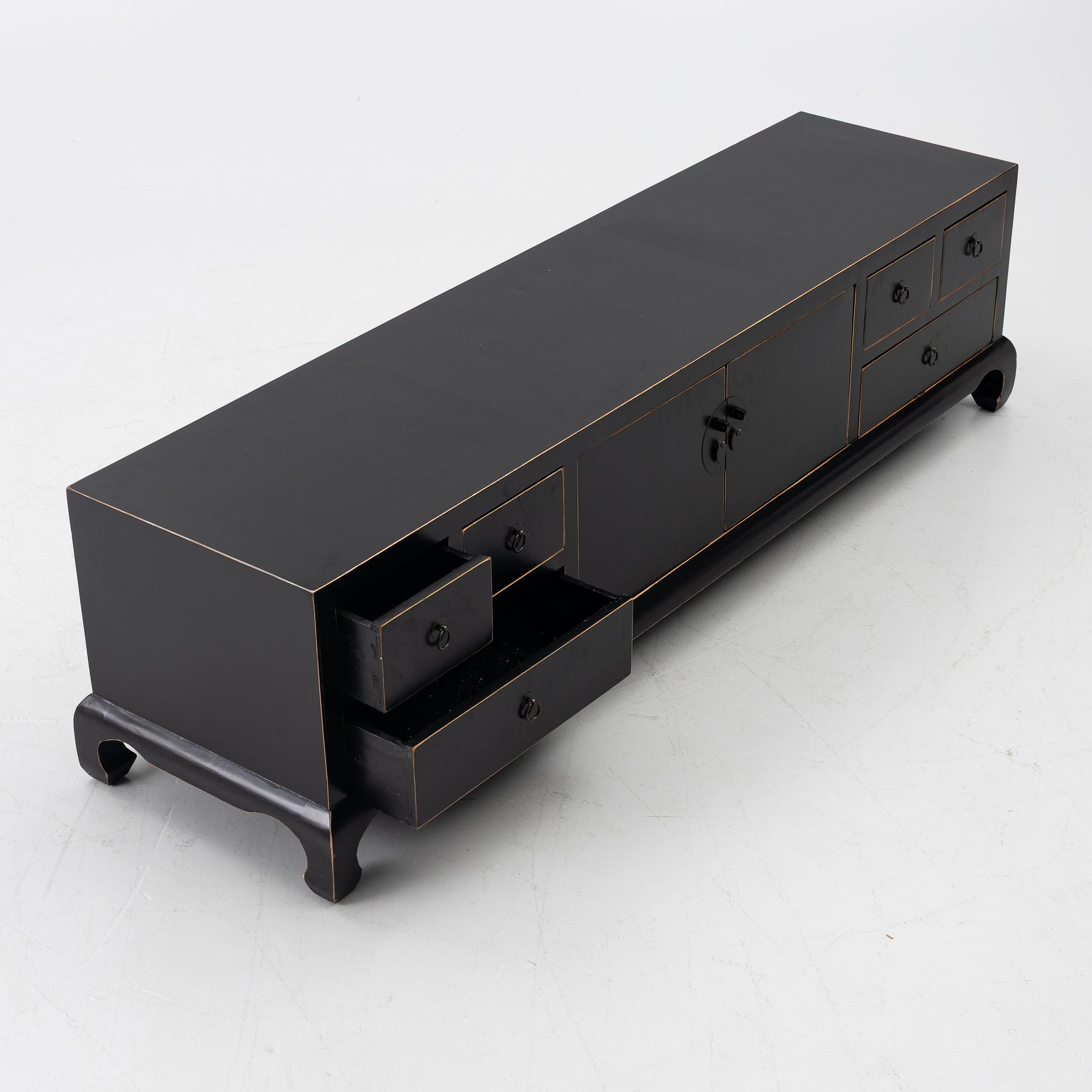 A Chinese style sideboard, end of the 20th century.