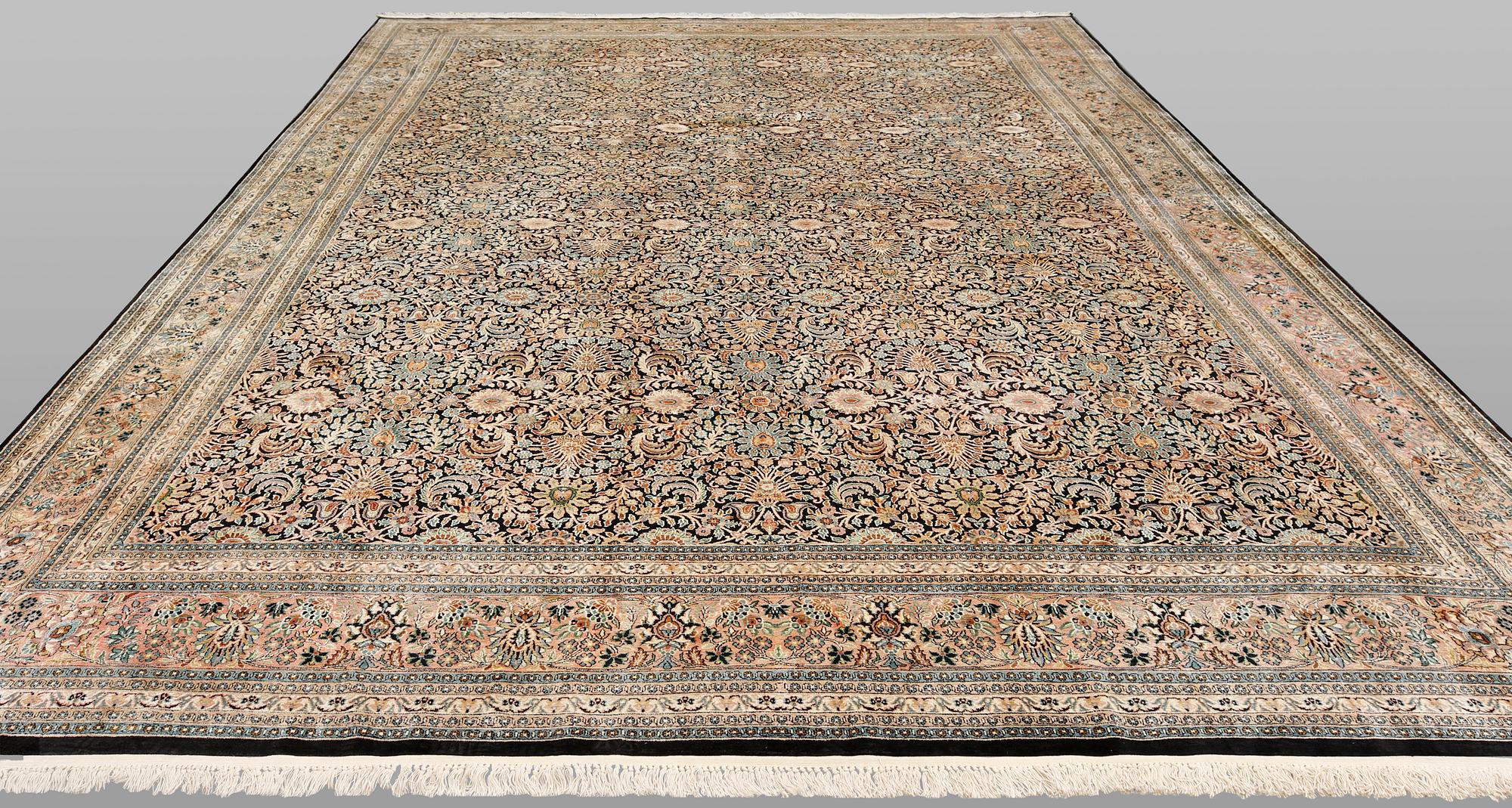 Carpet, Silk, Kashmir, 580 x 362 cm.