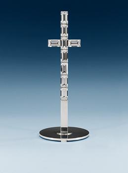 1121. A Wiwen Nilsson sterling and facet cut rock crystal cross, Lund 1957.