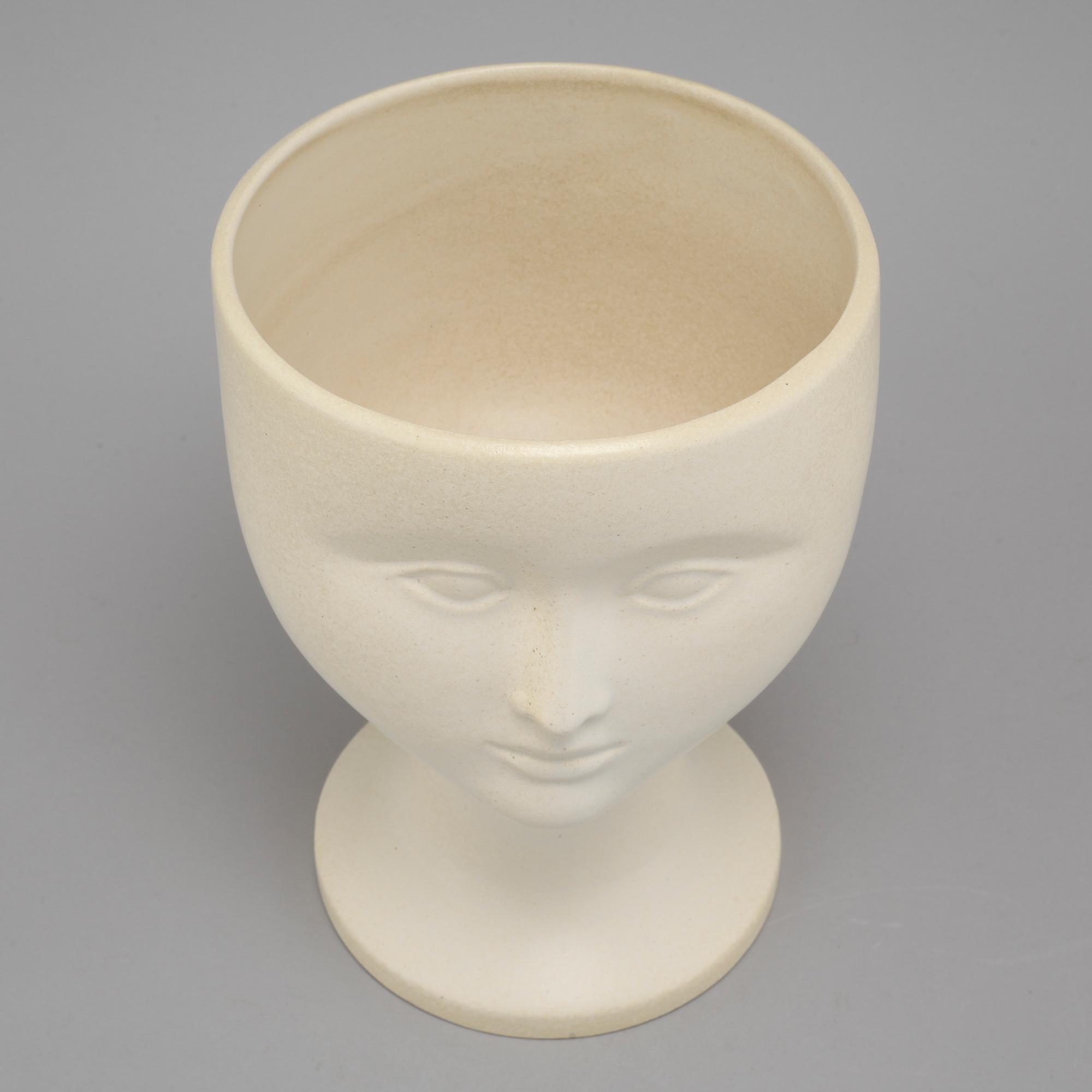 A stoneware flowerpot by Lisa Larson for K-Studion Gustavsberg, second half of the 20th century.