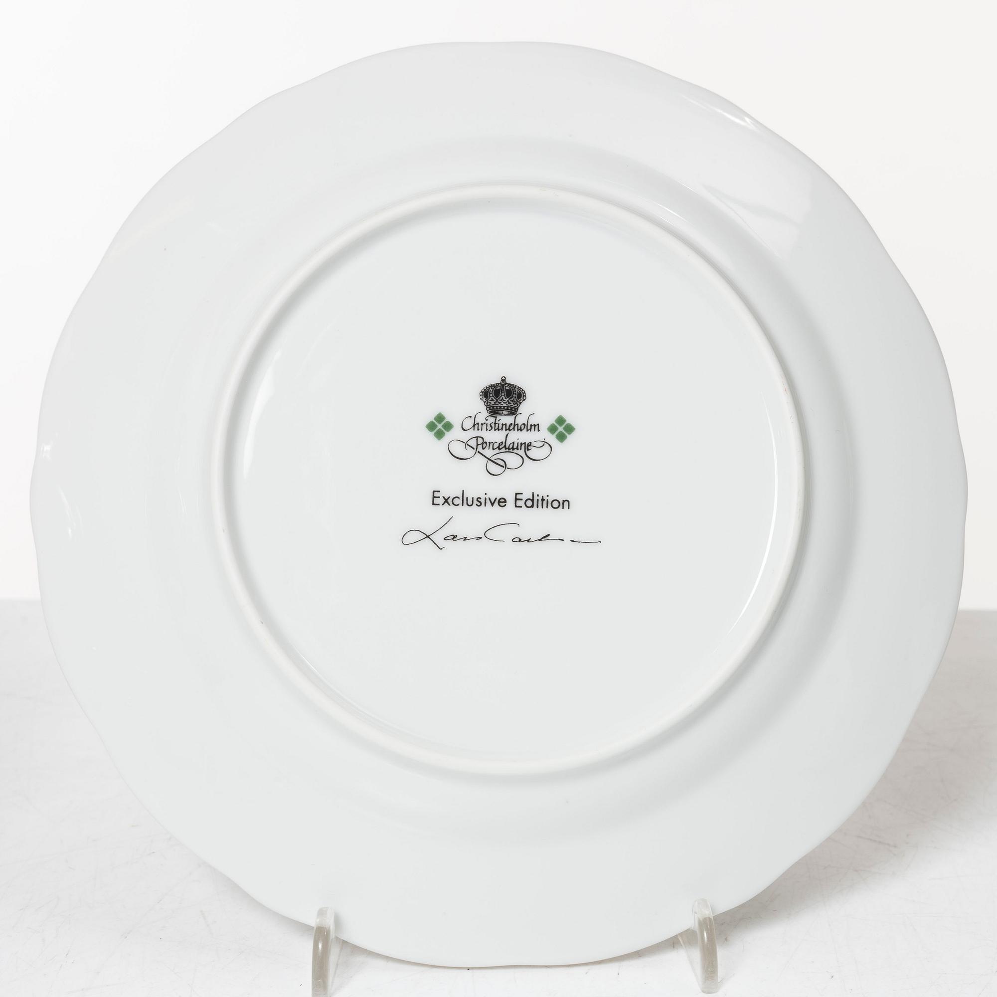 Christmas service, 77 pieces, Christineholm, second half of the 20th century.