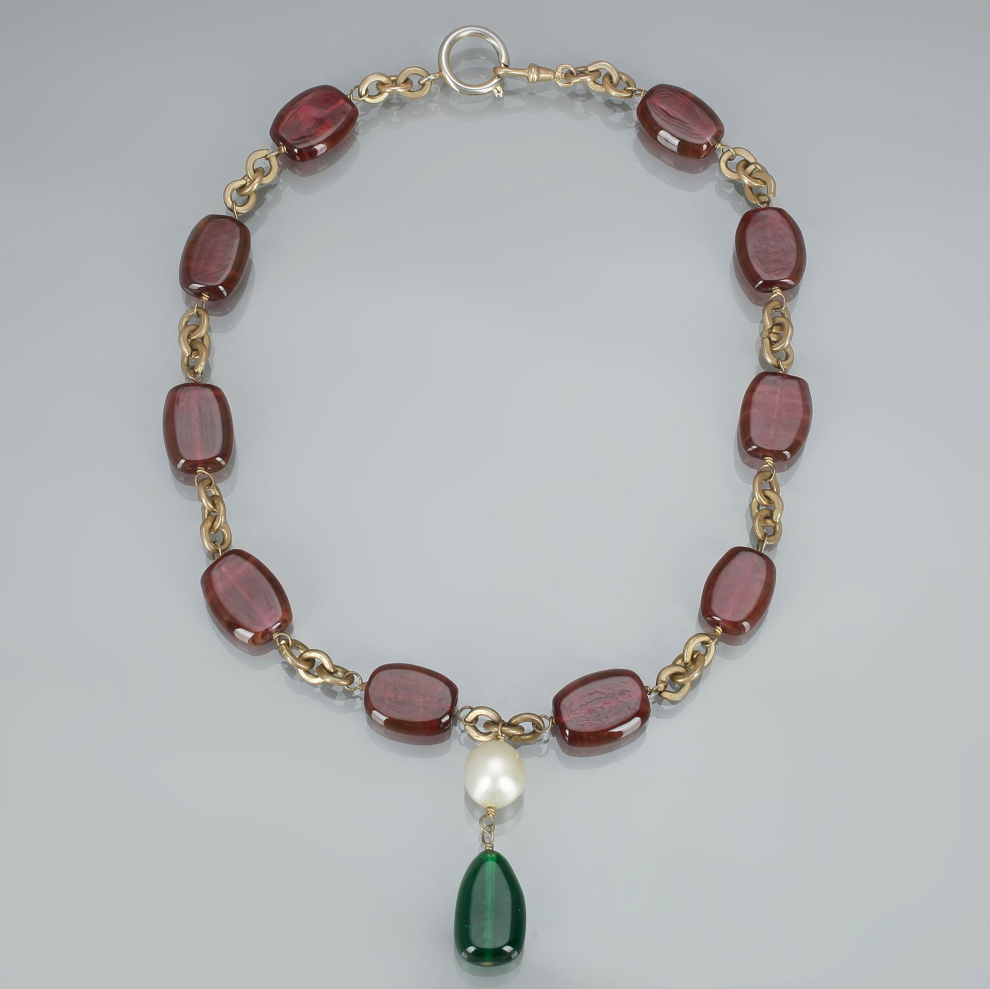 HALSBAND, Chanel.