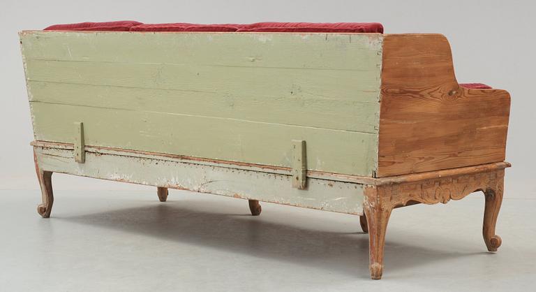TRÅGSOFFA. Sverige, 1700-talets andra hälft. Rokoko.