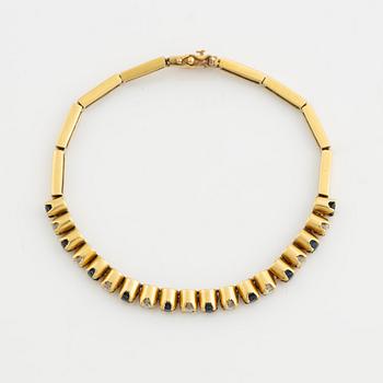 Bracelet, gold with sapphires and brilliant-cut diamonds.