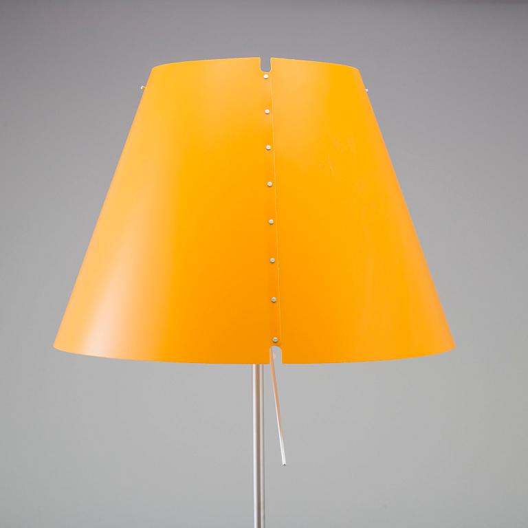 PAOLO RIZZATTO, bordslampa, "Costanza", Luceplan Italien, formgiven 1986.