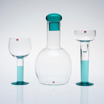 KARAFF MED PROPP, LJUSSTAKAR, ETT PAR, VITVINGLAS, 6 st, glas, Kerttu Nurminen, Notsjö, 1900-talets senare hälft.