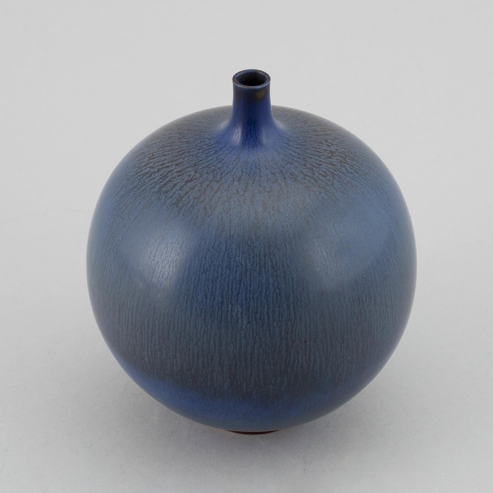 BERNDT FRIBERG, vas, stengods. Gustavsberg studio, 1961.