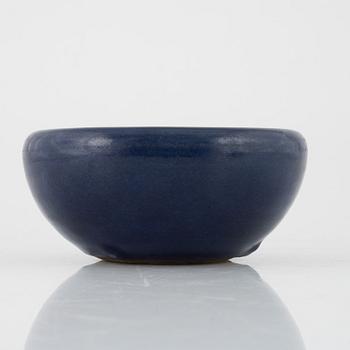A Chinese Porcelain Blue Censer / Flower Pot, Qing Dynasty.