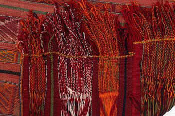 Kelim, approx. 340 x 180 cm.