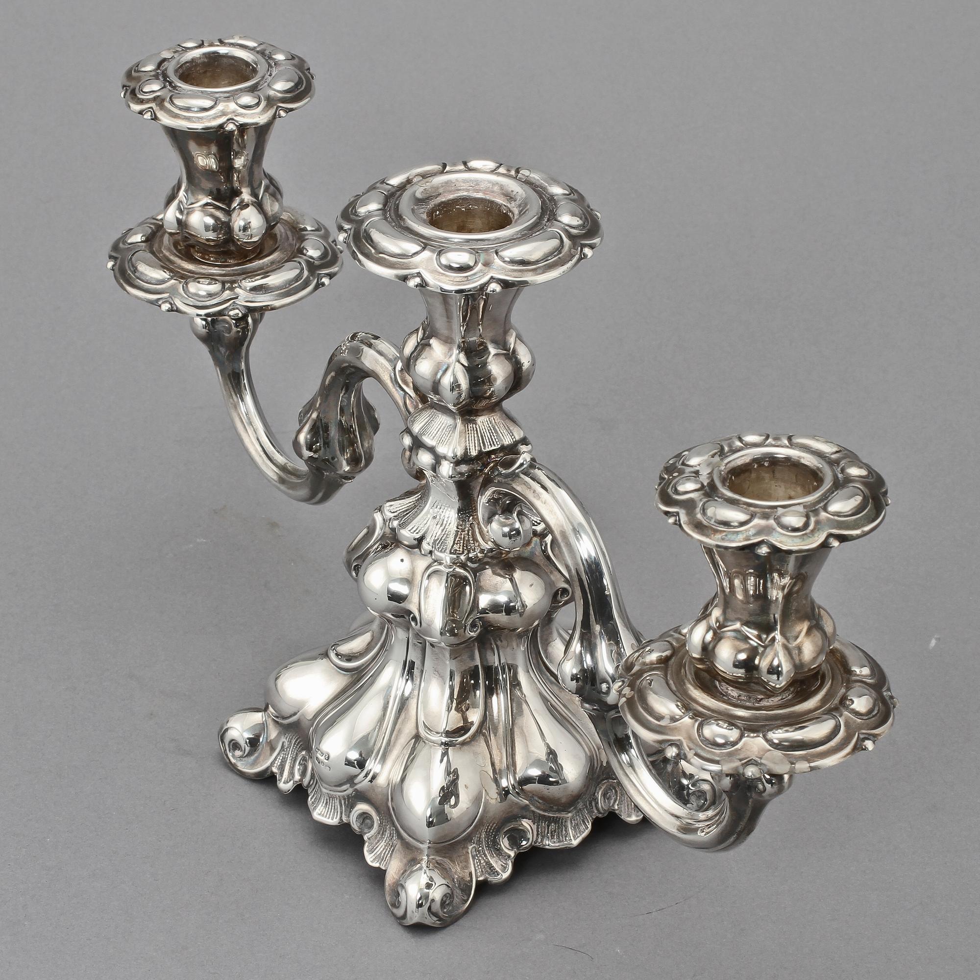 KANDELABER, silver, rokokostil, importstmpl samt otydl stmplr, 1900-tal.
