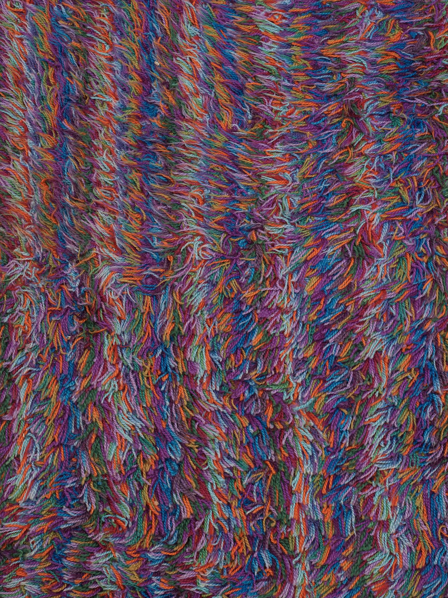 MATTA. Maskinvävd rya. 377,5 x 232,5 cm.