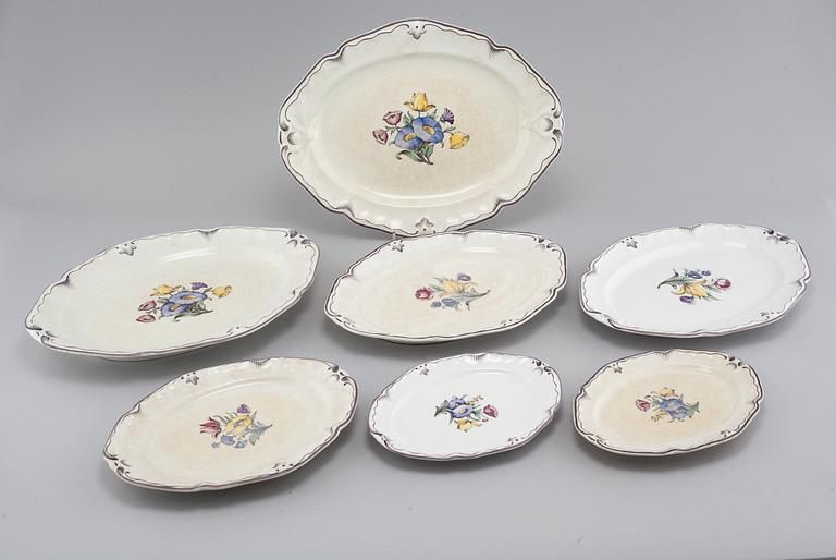 90 pieces of earthenware tableware from Rörstrand, model "Rörstrandia", 1930-56.