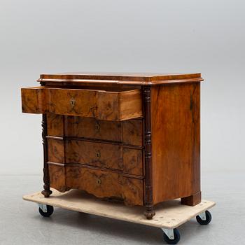 A CHEST OF DRAWERS, late 19th century.