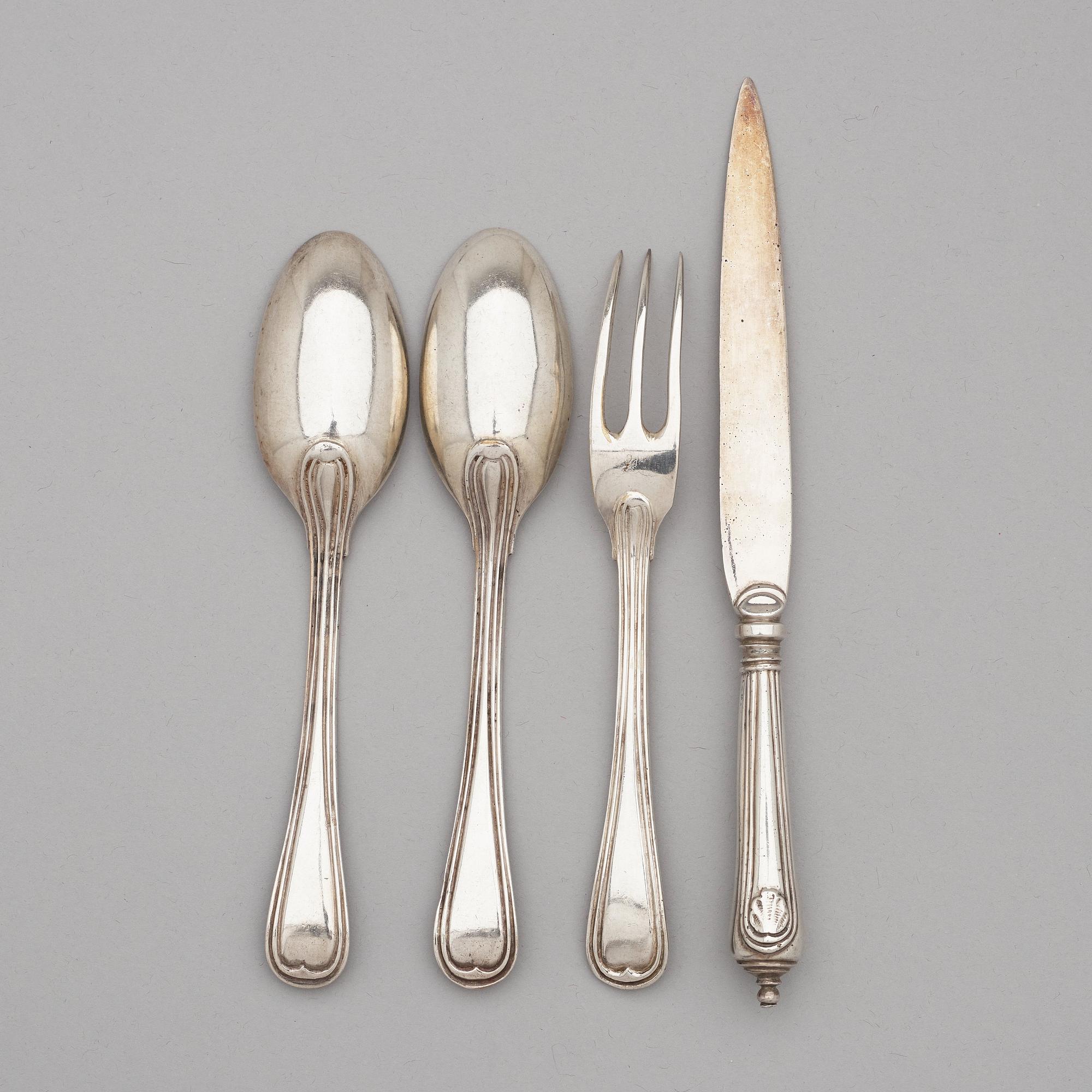 DESSERTBESTICK, 4 delar, rokoko, 1700-talets andra hälft.