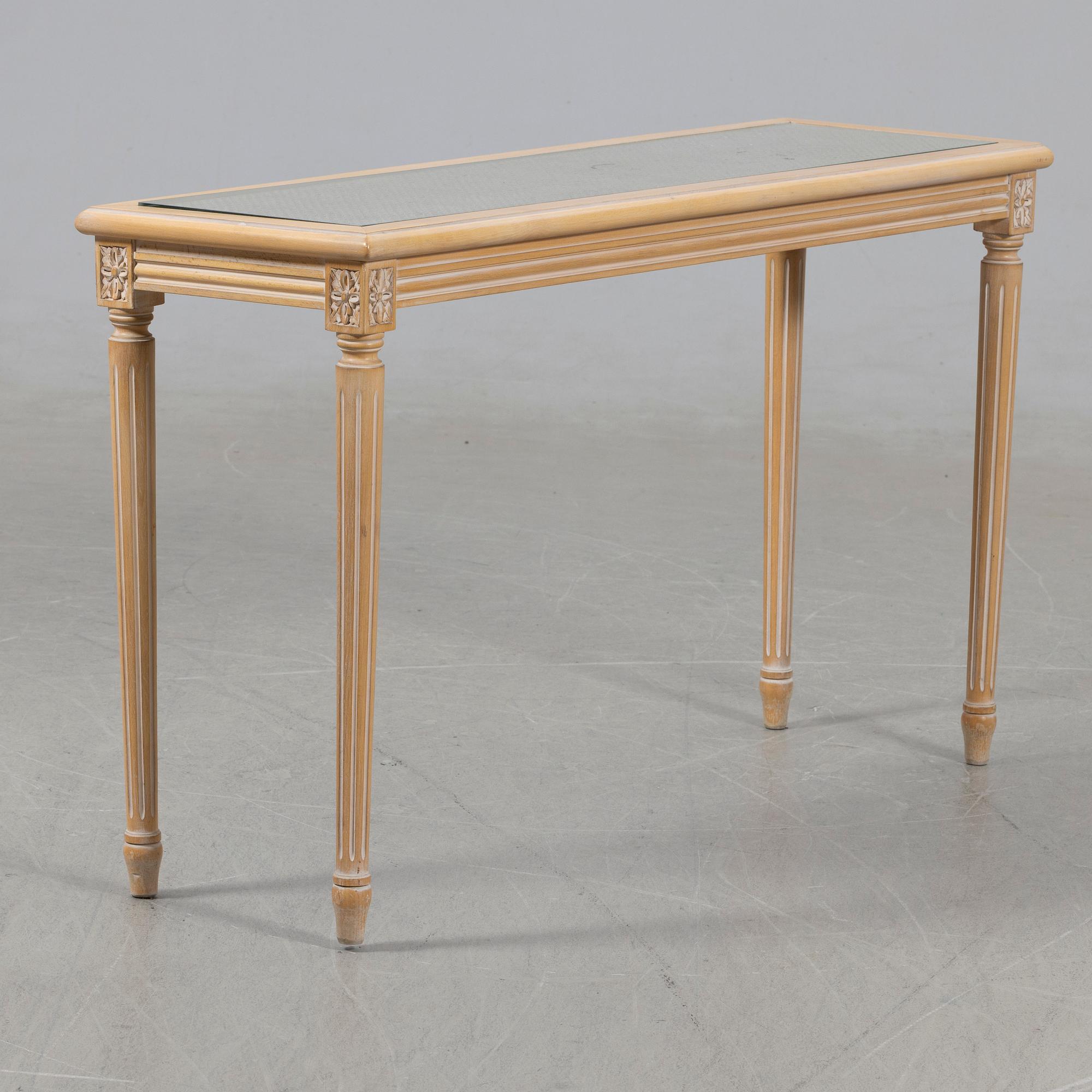 Sideboard, Gustavian style, second half of the 20th century.