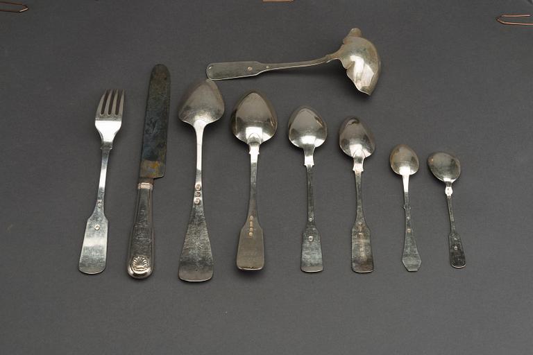 A set of 47 pcs silver cuttlery, 19/20th century,