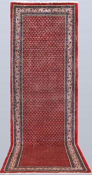 Gallery carpet, Saruk mir, 335 x 106 cm.