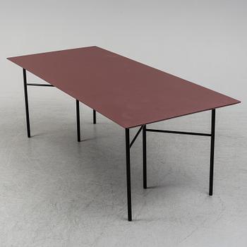 MATBORD/KONFERENSBORD, "Mingle", skiva från Ferm Living samt ben Mingle, Danmark, 2000-tal.