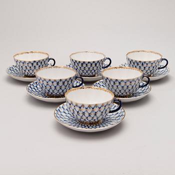 A 7-piece 'Cobalt Net' tea set in porcelain from Lomonosov, USSR.