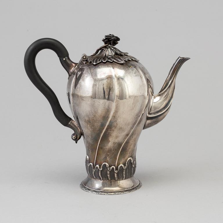 A bulbous silver coffeepot maker's mark Charles Stuart Harris, London, 1893.