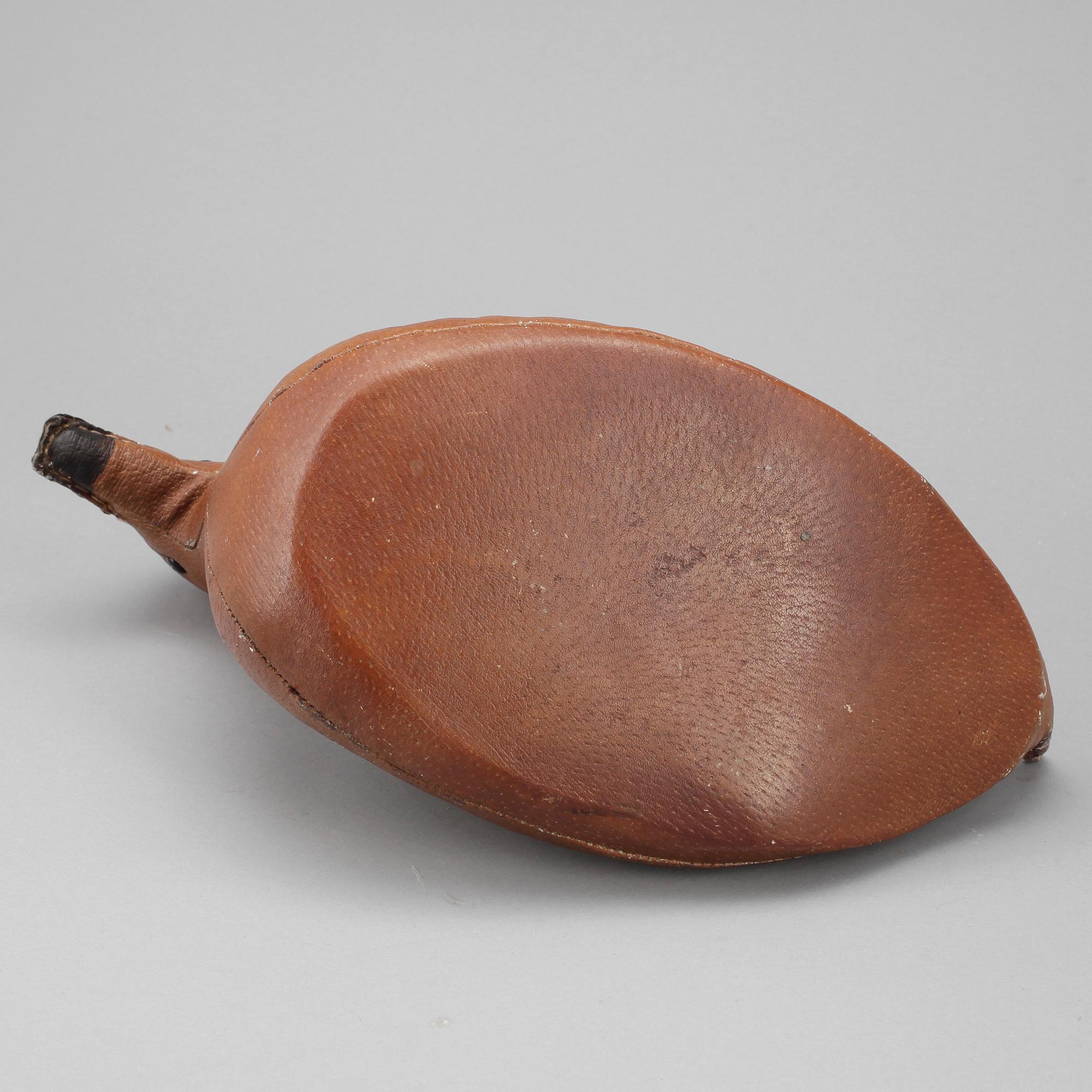 FIGUR, Dimitri Omersa & Co, 1900-tal.