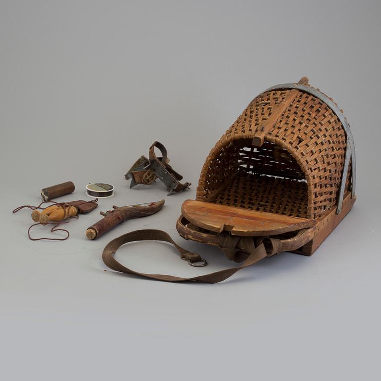 A fishing basket, first half of the 20th century.