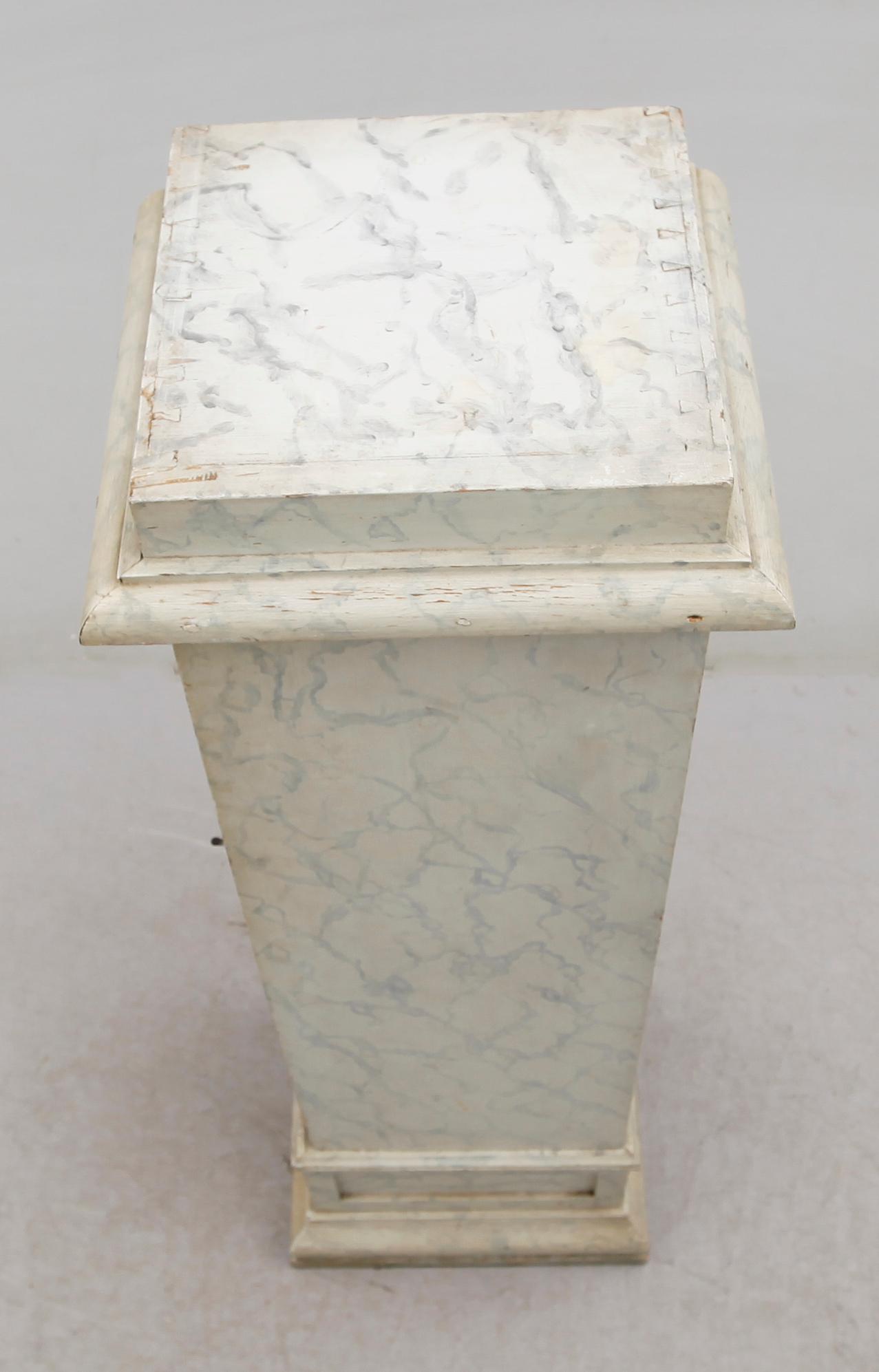 KOLONNSKÅP, omkring år 1900.