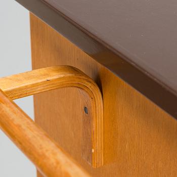 Baaritiski / tarjoilupöytä, Artekin piirustuskonttori, O.Y Huonekalu-ja Rakennustyötehdas A.B. 1950-luvun alku.