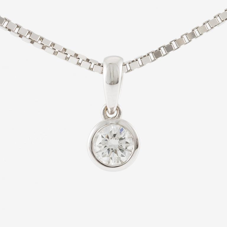 Collier 18K vitguld med briljantslipad diamant 0.40 ct.