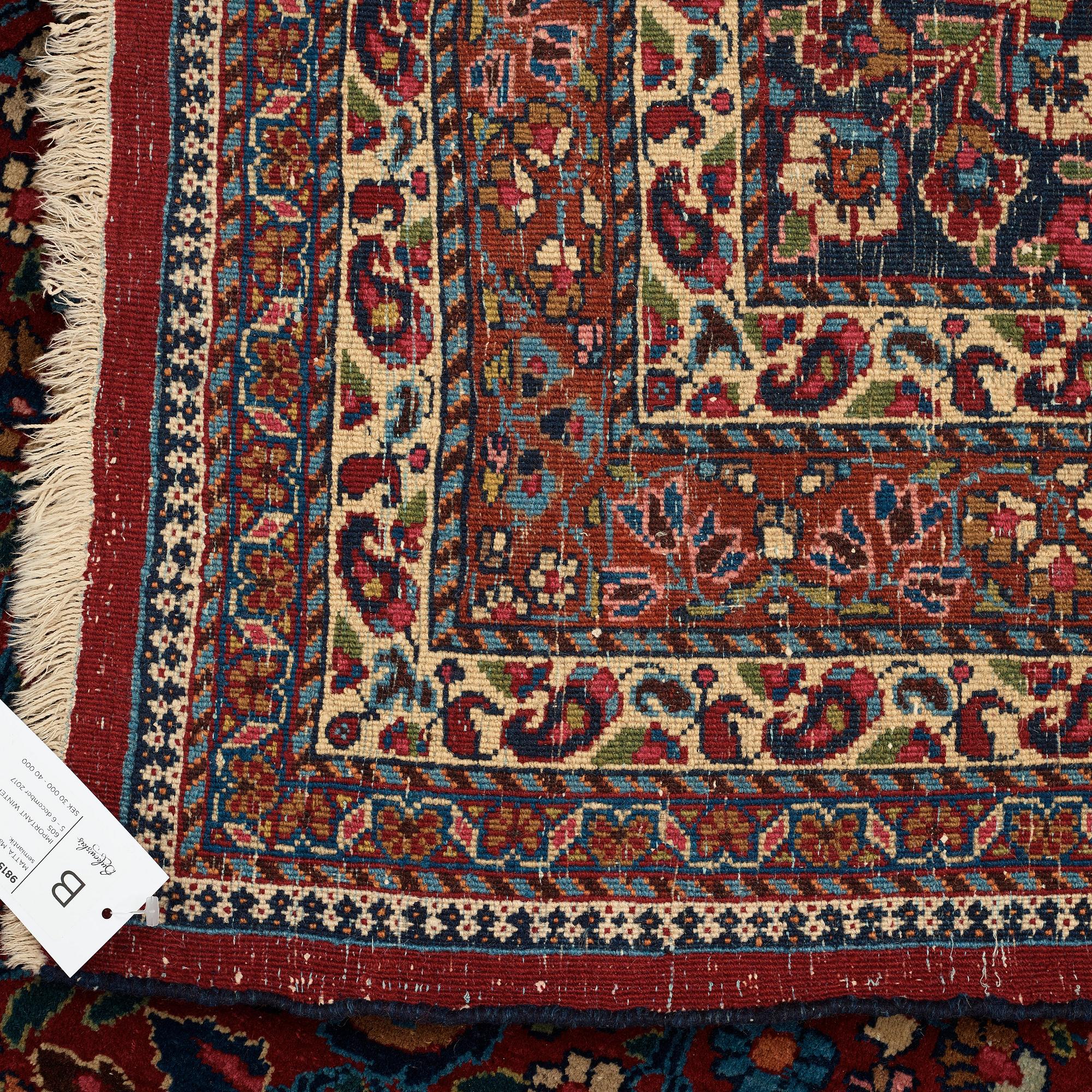 MATTA, semiantik Meshed, ca 544,5 x 356 cm, signerad "Arbete av Makhmalbaf".