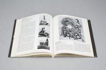 K. G. PONTUS HULTÉN, utställningskatalog, "The Machine", The Museum of Modern Art, New York, 1968.