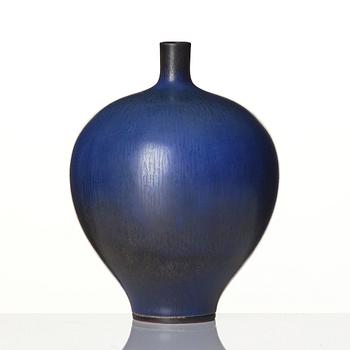 Berndt Friberg, vaser, 3 st, stengods, Gustavsbergs Studio 1956-64.