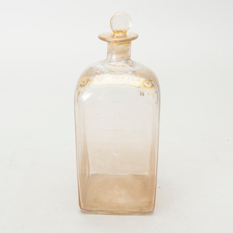 BRÄNNVINSSCHATULL med 4 flaskor, 1800-tal.