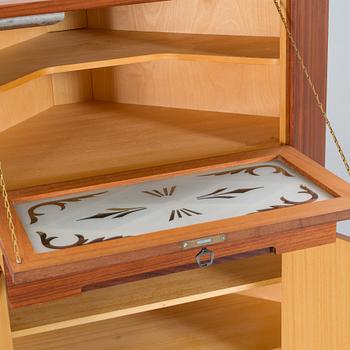 HÖRNSKÅP, TEAK, 1950-60-tal-.