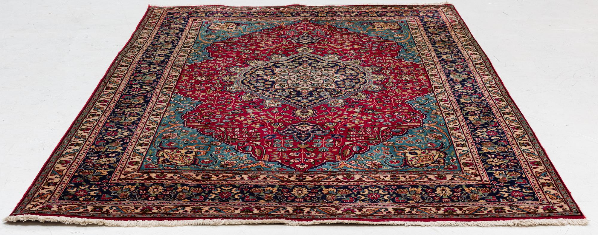 Carpet, Tabriz, approx. 310 x 198 cm.
