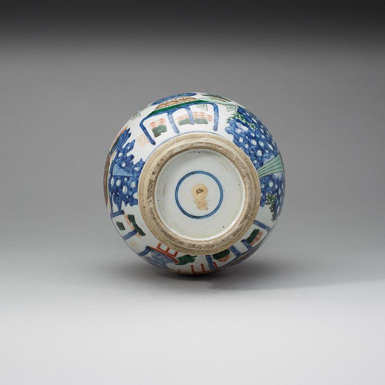 A Chinese wucai vase, early 20th Century.