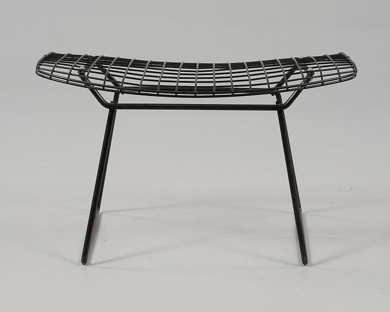 FOTPALL, Harry Bertoia, 1900-talets andra hälft.