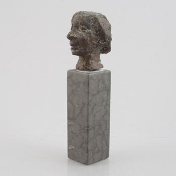 Siri Derkert, Portrait bust of Elin Wägner (1882-1949).