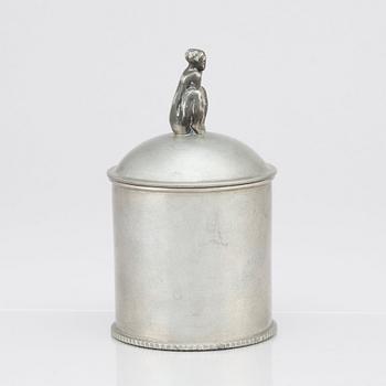 Nils Fougstedt, a pewter box, Stockholm 1928, model 595.