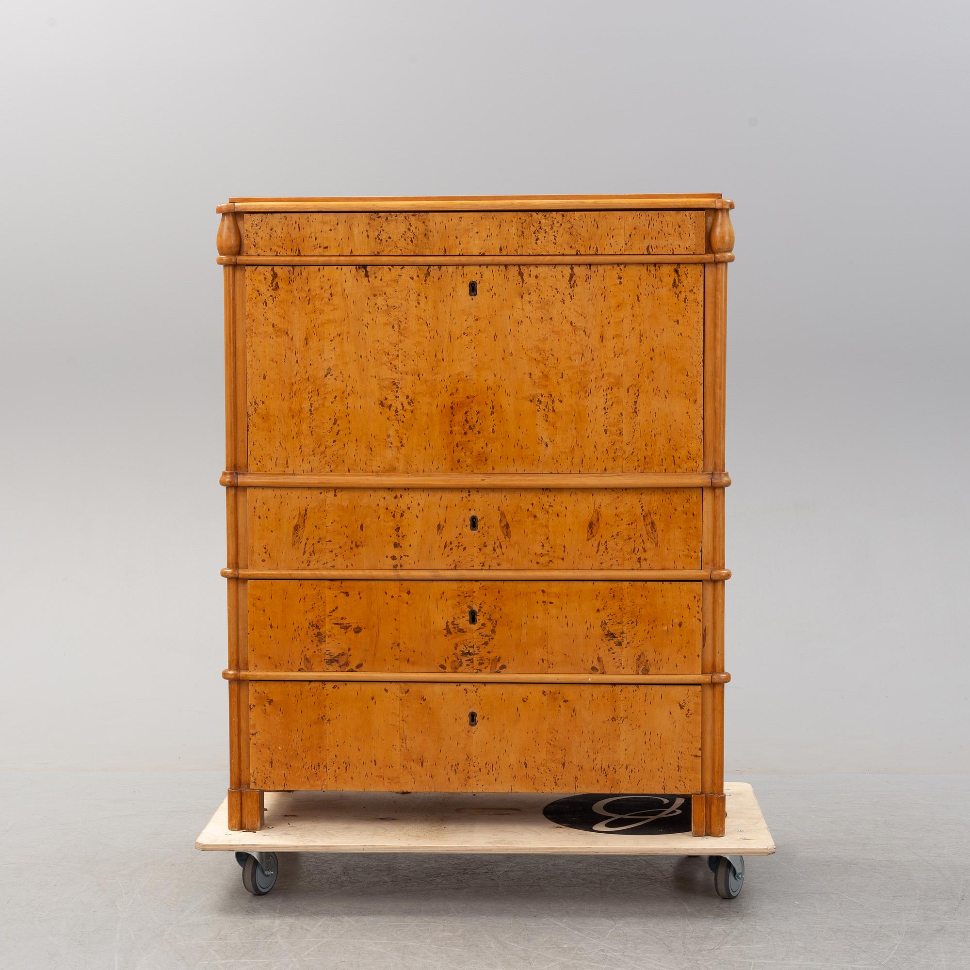 CHIFFONJÉ, 1800-tal.
