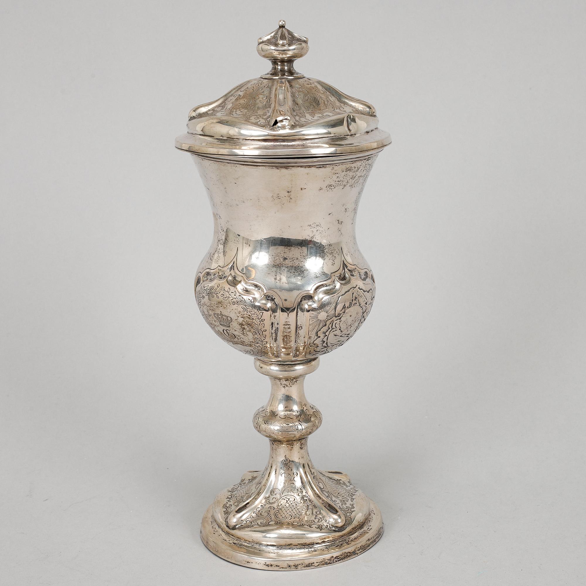 A silver cup, Northern Europe, 19th century.