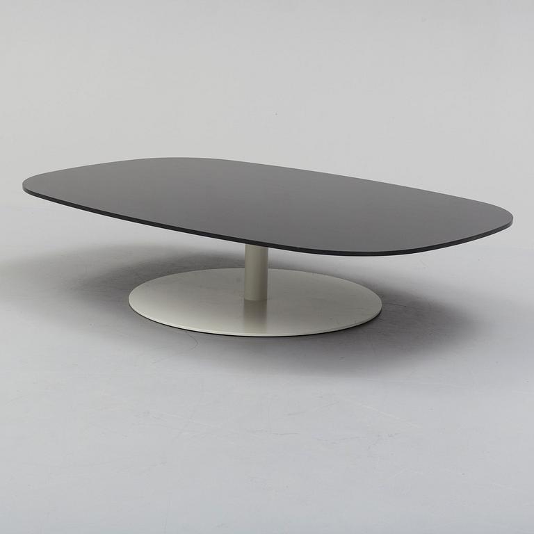 A 2008 model PL502 coffee table by Piero Lissoni for Fritz Hansen.