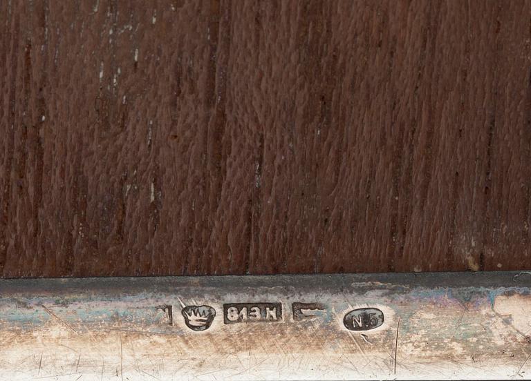 SKRIN, silver och trä, Helsingfors 1918. Vikt 327 g.